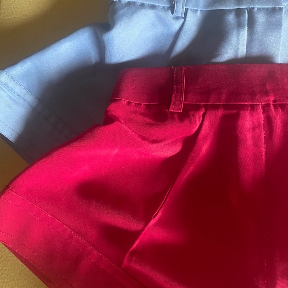 Bell shorts, dark pink and blue colours